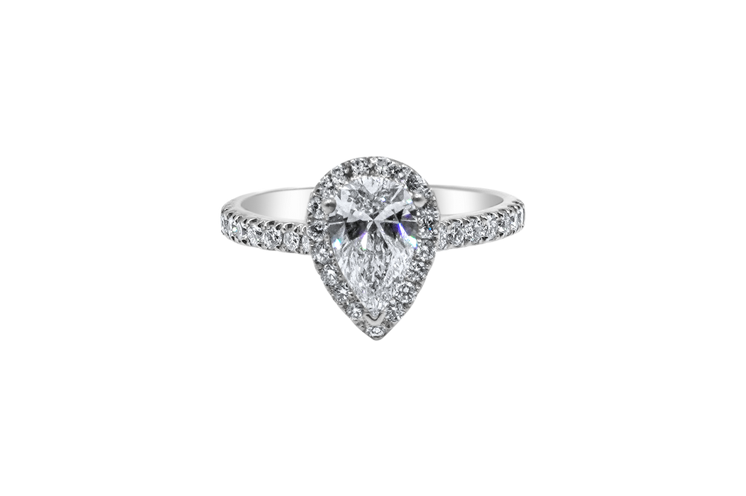 Pear halo diamond ring